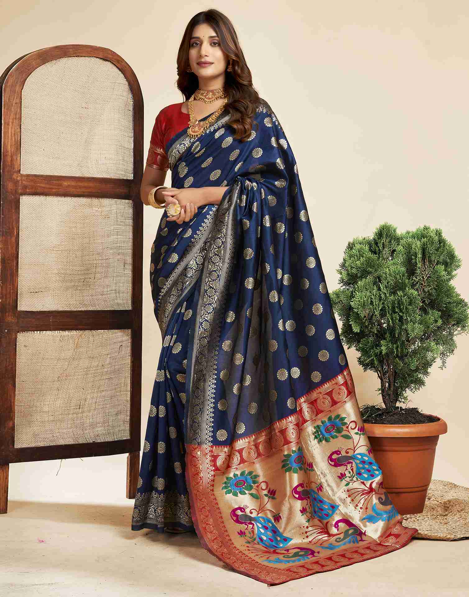 P 207 Silk Traditional Wear Saree Collection