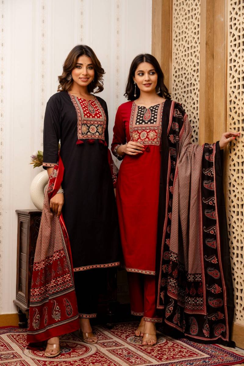 Tanyaa P 130 Cotton Kurti Bottom With Dupatta Collection