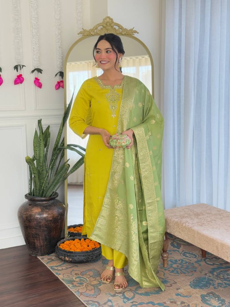 Dhanashri 01 Chanderi Kurti Bottom With Dupatta