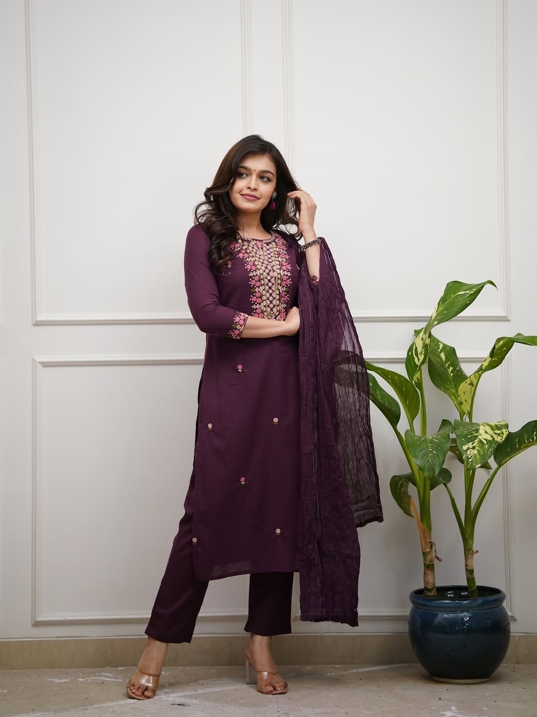 Sanam 01 Designer Kurti Pant And Dupatta Collection