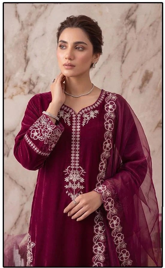 Hoor Tex 826 A To D Pakistani Readymade Salwar Suit Collection