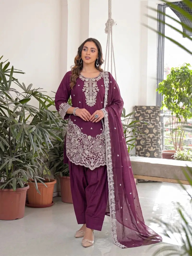 Afsana Girija Barlin Embroidered Readymade Salwar Suits