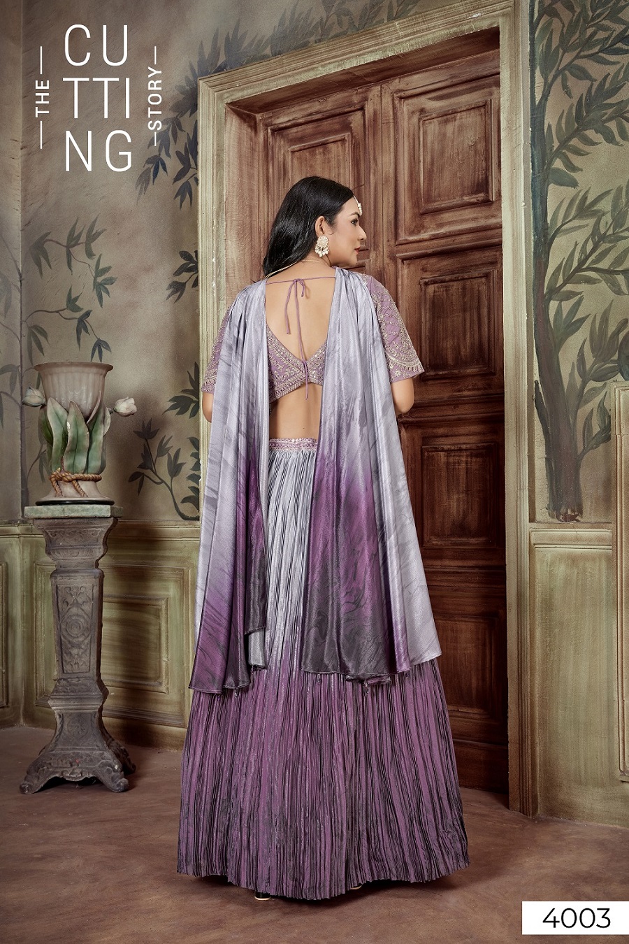 Jacket Lehenga - Buy Designer Jacket Lehengas for Women Online | KALKI  Fashion